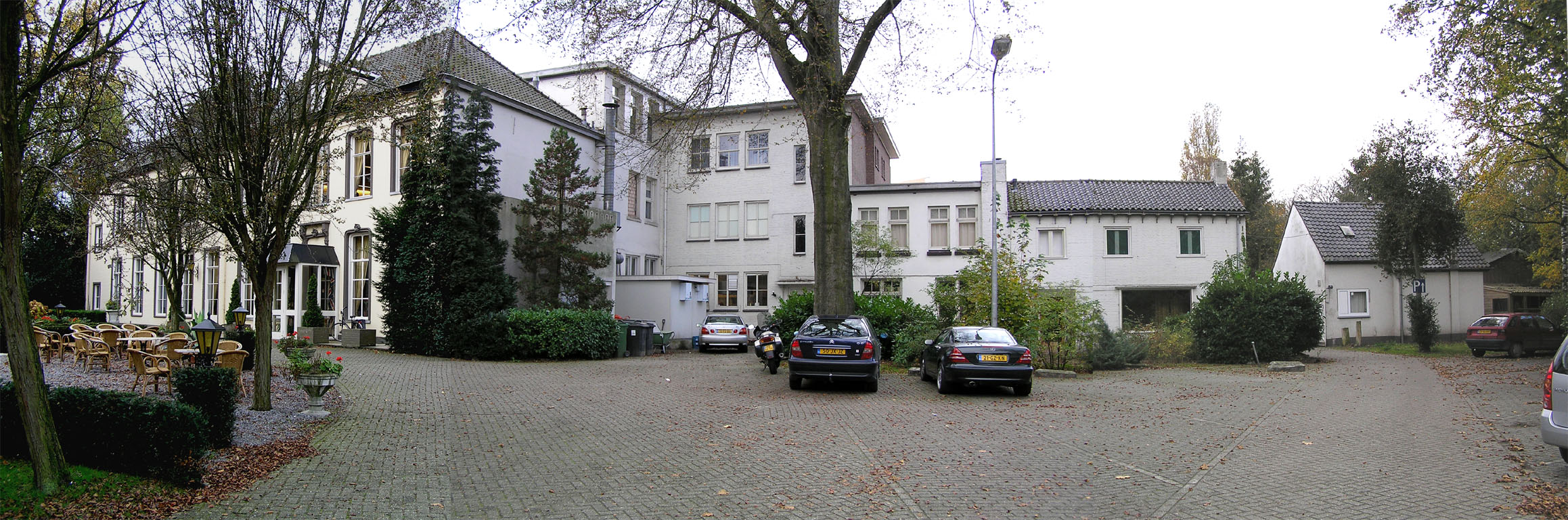De Leijhof Panoramafoto okt 2004 - Scroll naar rechts om de hele foto te zien!
